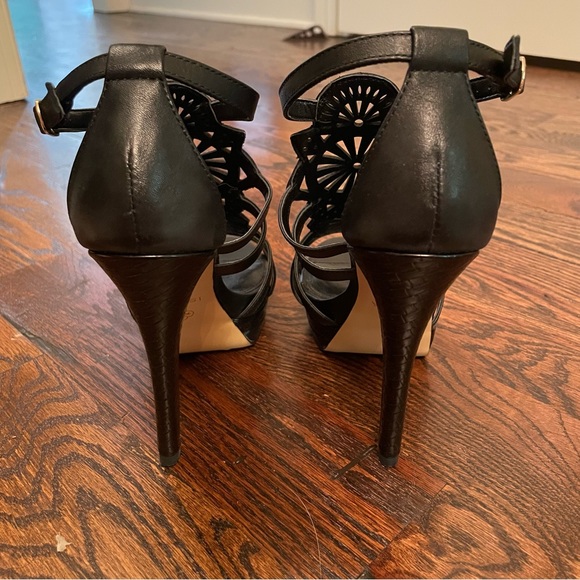 NWT Isola Platform Black Leather Heels - Picture 5 of 6